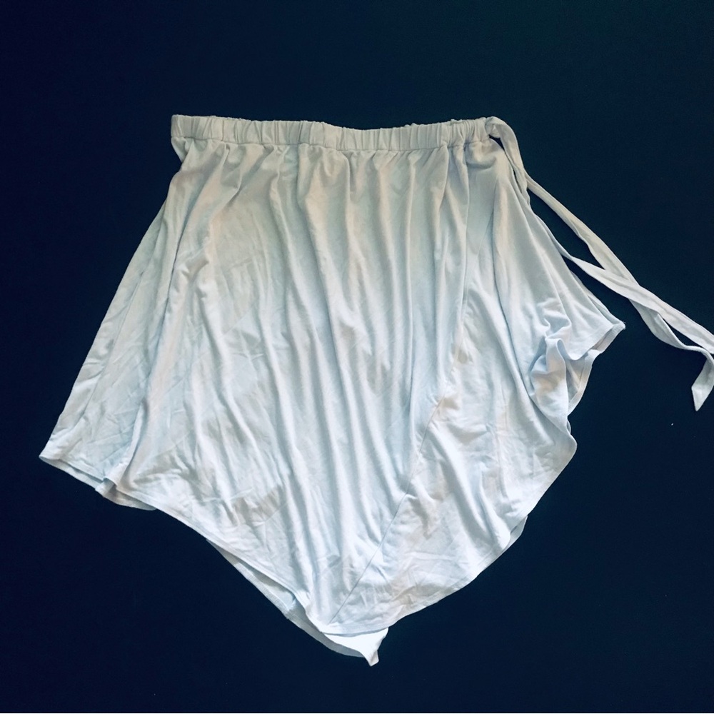 EUC Light Blue Aritzia Babaton Skirt S